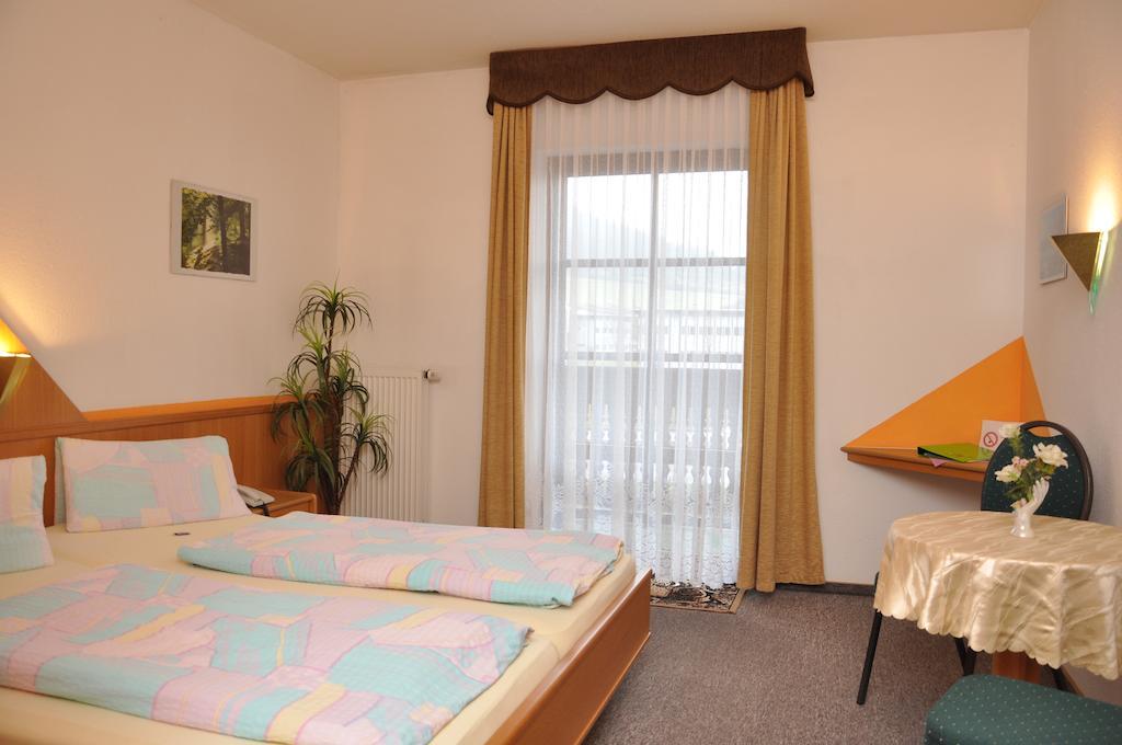 Hotel Fasold Sulzfeld  Kamer foto