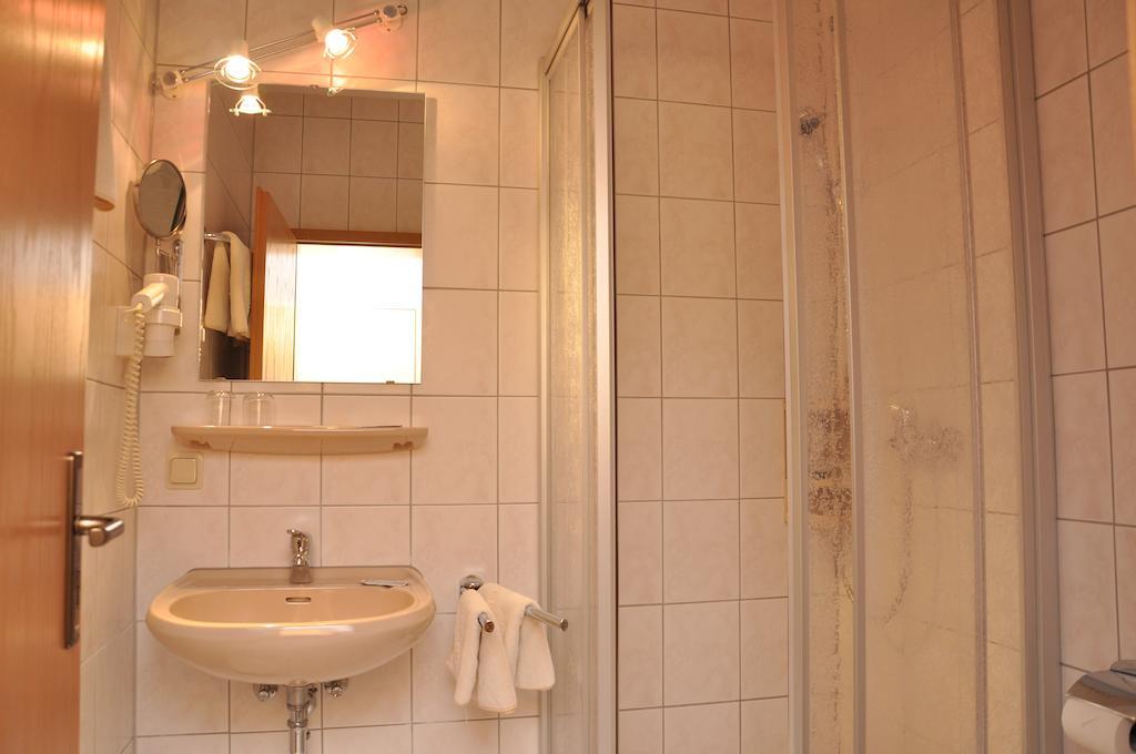 Hotel Fasold Sulzfeld  Kamer foto