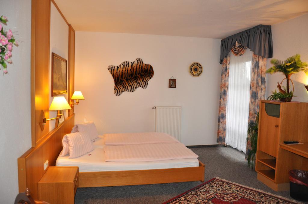 Hotel Fasold Sulzfeld  Kamer foto